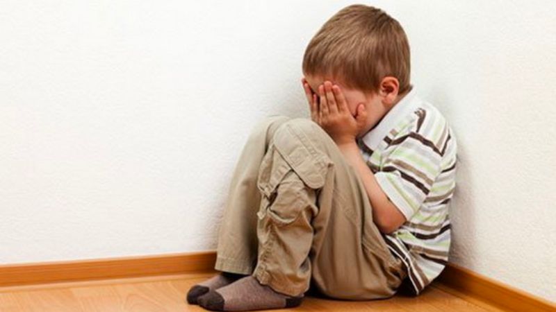 Trẻ 4 tuổi chậm nói rối loạn phổ tự kỷ